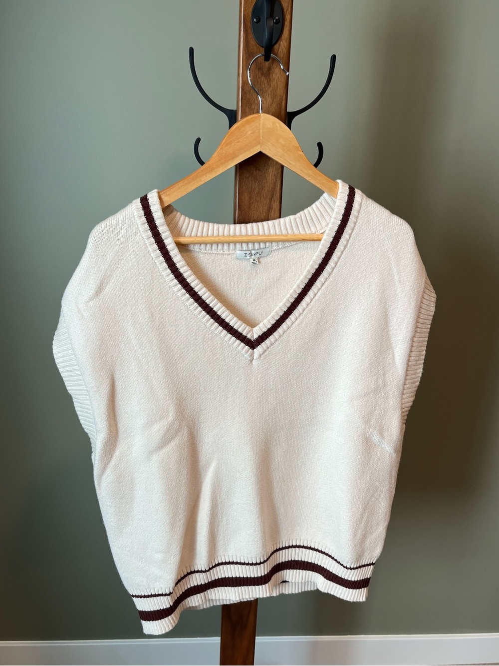 Z SUPPLY - FLETCHER SWEATER VEST CRYSTAL - Picture 3 of 5